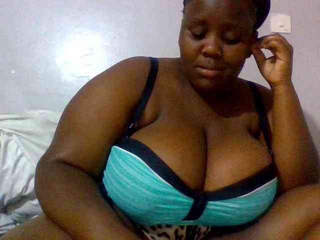 Bursty-Monique webcam