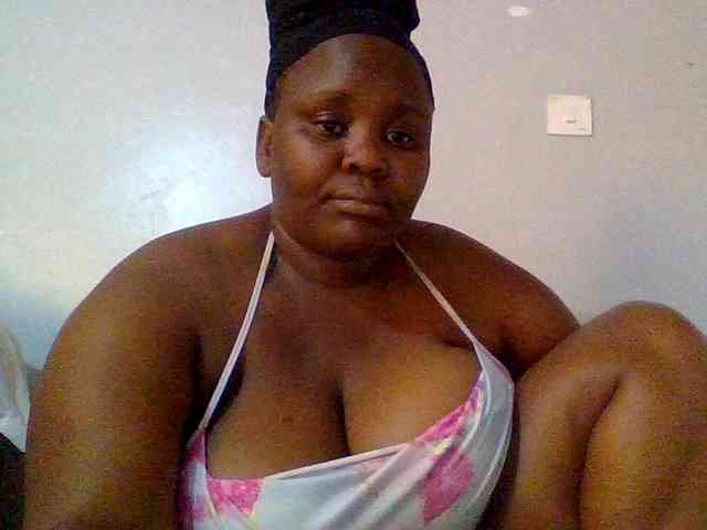 Bursty-Monique webcam