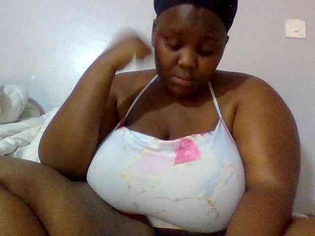 Bursty-Monique webcam