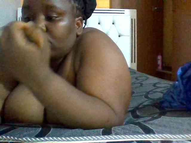 Bursty-Monique webcam