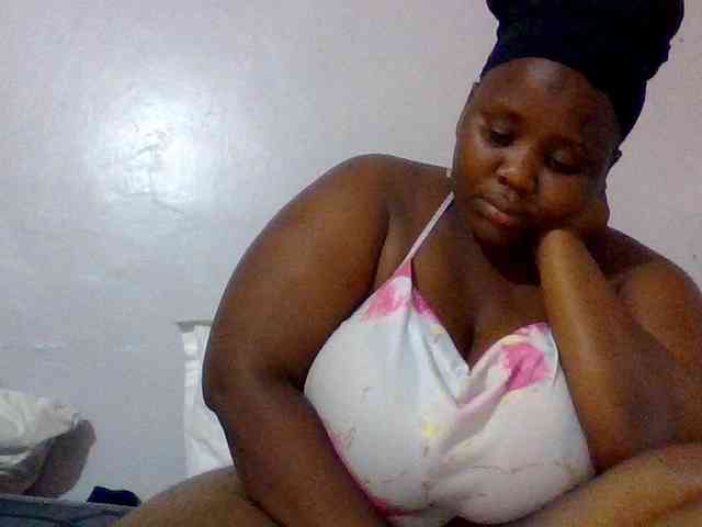 Bursty-Monique webcam
