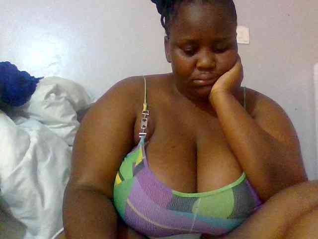 Bursty-Monique webcam