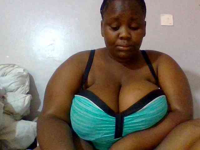 Bursty-Monique webcam