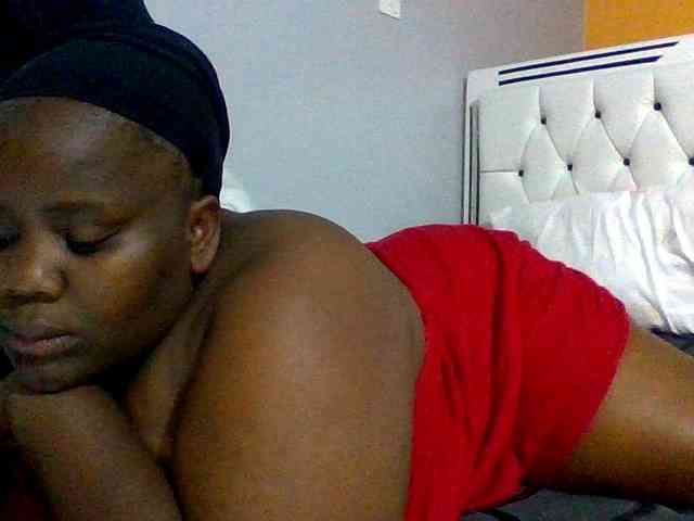 Bursty-Monique webcam