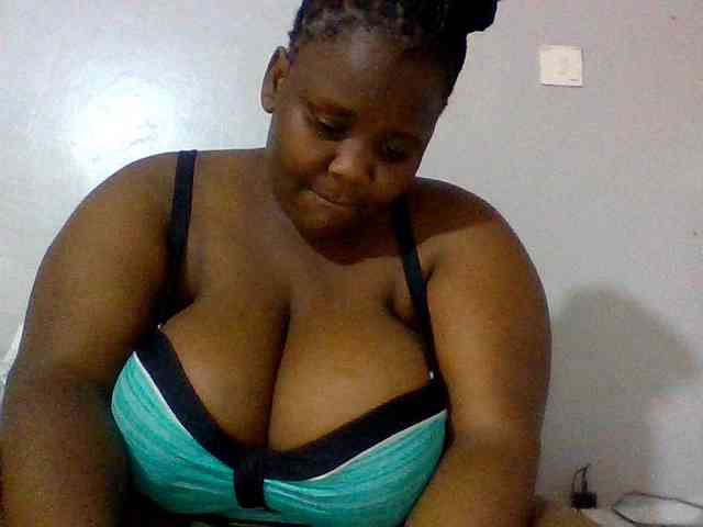 Bursty-Monique webcam