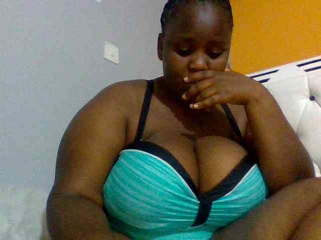 Bursty-Monique webcam