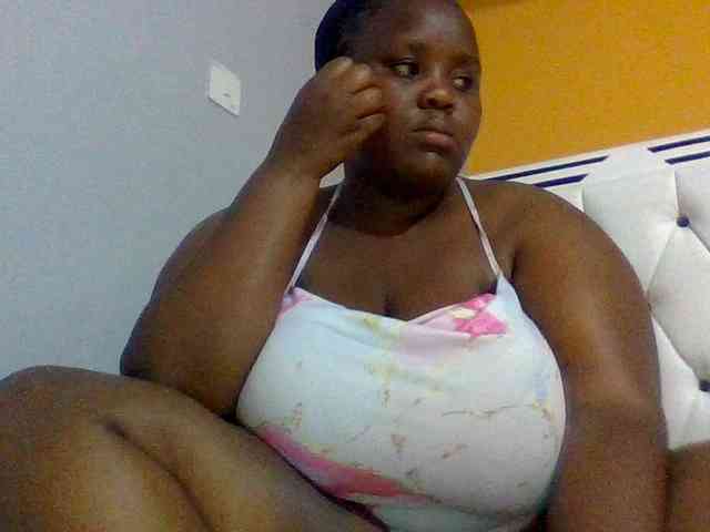 Bursty-Monique webcam