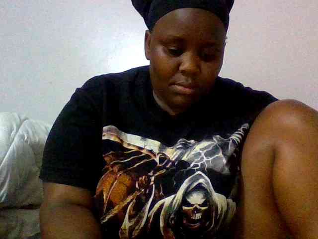 Bursty-Monique webcam