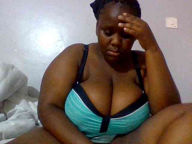 Bursty-Monique webcam