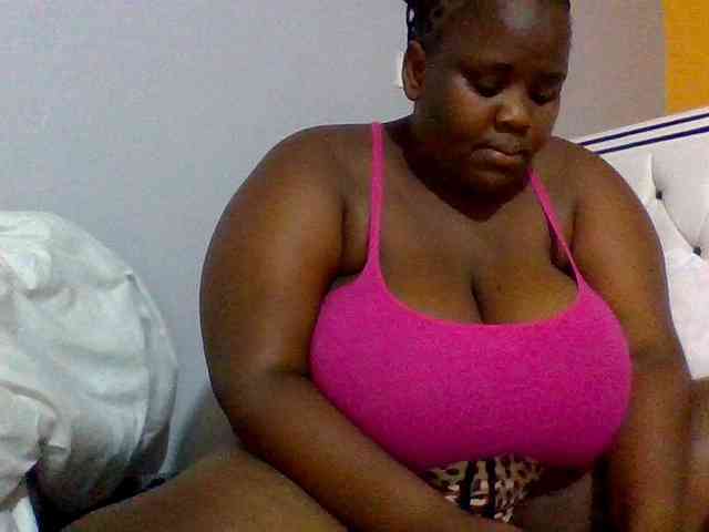 Bursty-Monique webcam