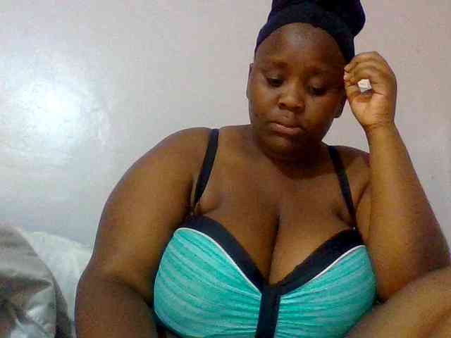 Bursty-Monique webcam