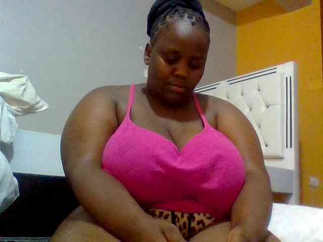 Bursty-Monique webcam