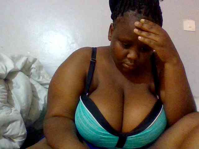 Bursty-Monique Bursty-Monique