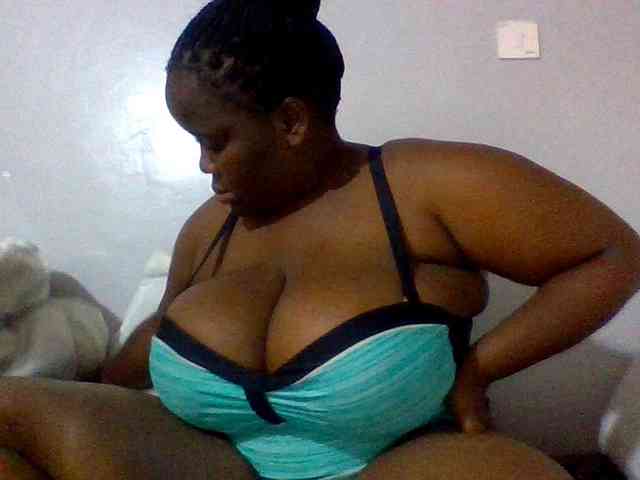 Bursty-Monique webcam