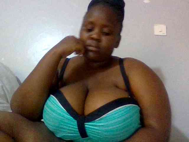 Bursty-Monique webcam