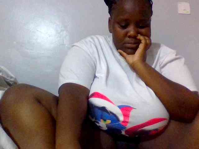 Bursty-Monique webcam