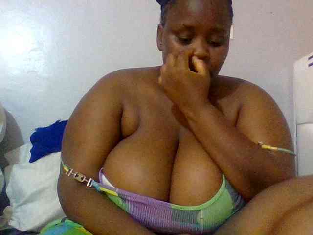 Bursty-Monique webcam