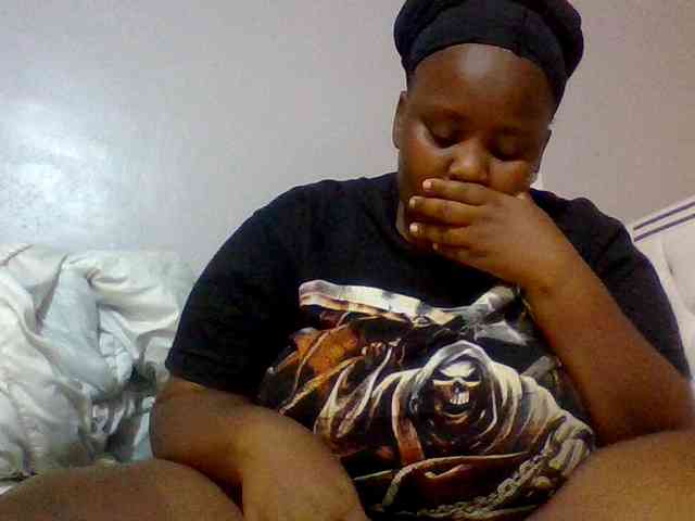 Bursty-Monique webcam