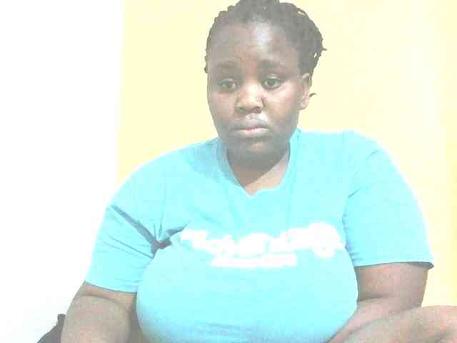 Bursty-Monique webcam