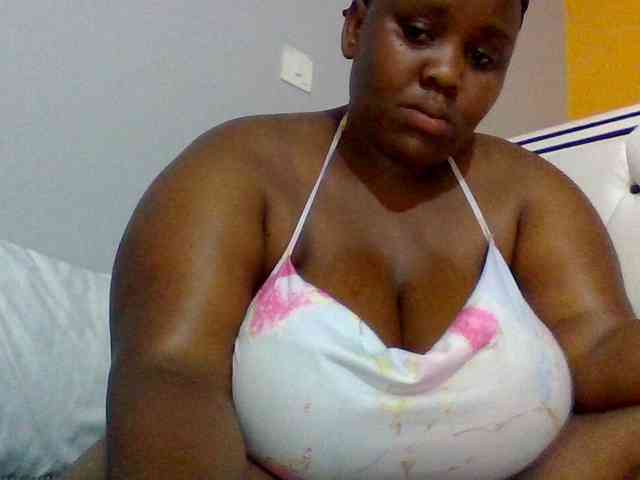 Bursty-Monique webcam