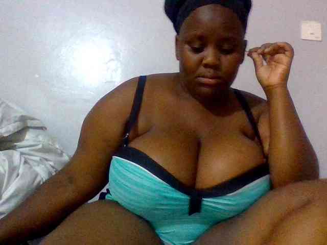 Bursty-Monique webcam