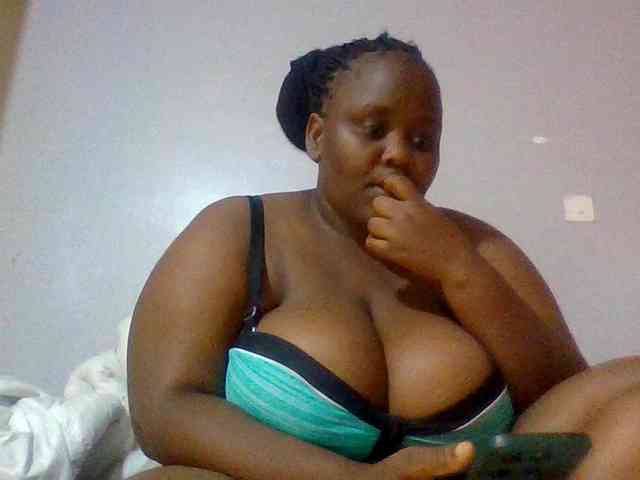 Bursty-Monique webcam