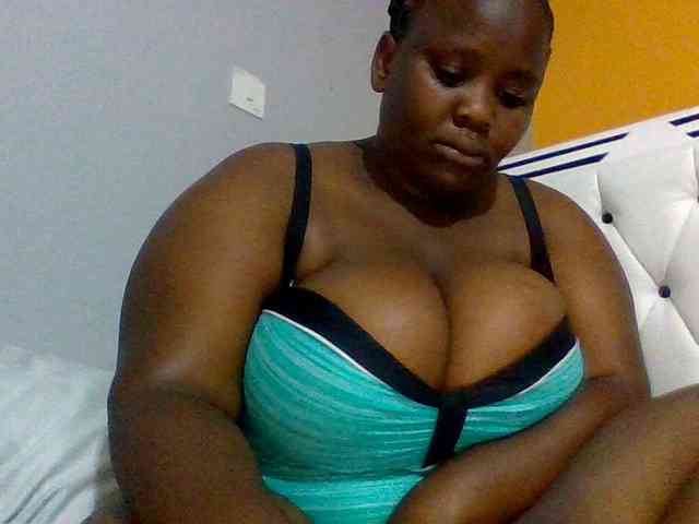 Bursty-Monique webcam