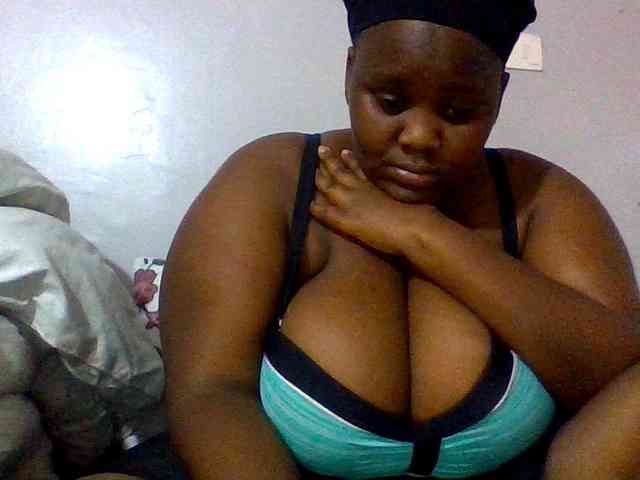 Bursty-Monique webcam