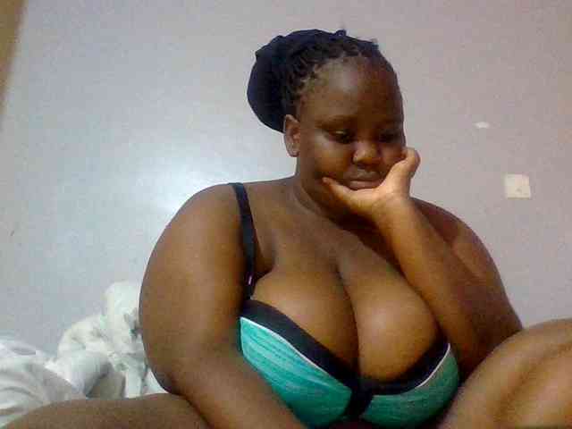 Bursty-Monique webcam