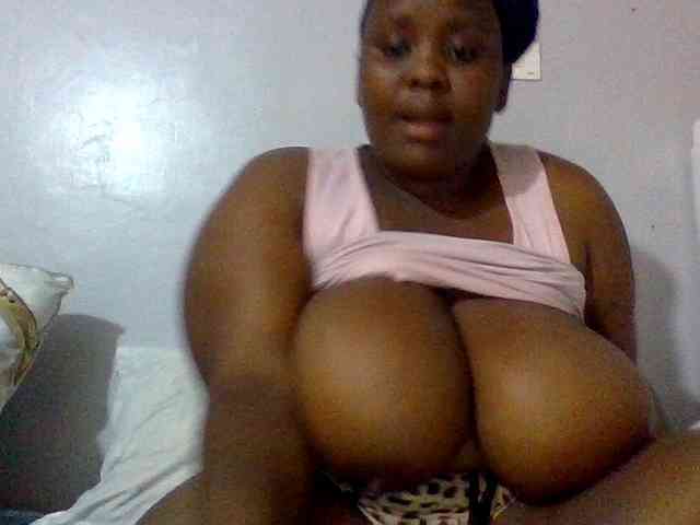 Bursty-Monique webcam