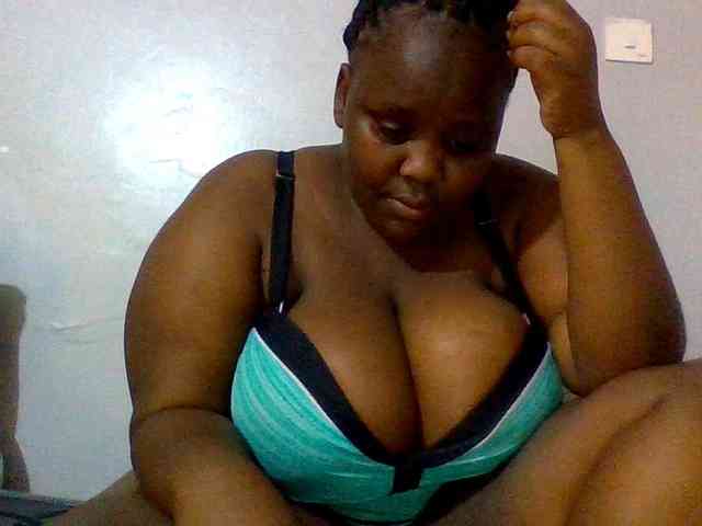 Bursty-Monique webcam