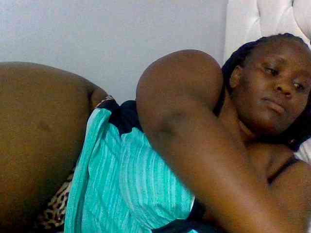 Bursty-Monique webcam