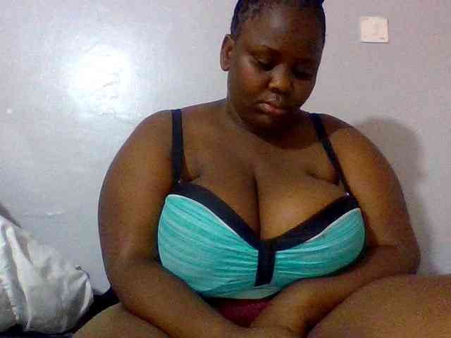 Bursty-Monique webcam