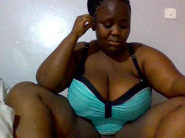 Bursty-Monique webcam