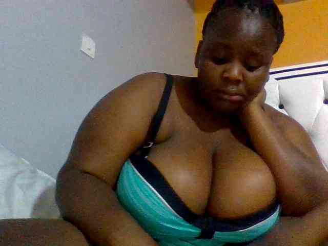 Bursty-Monique webcam