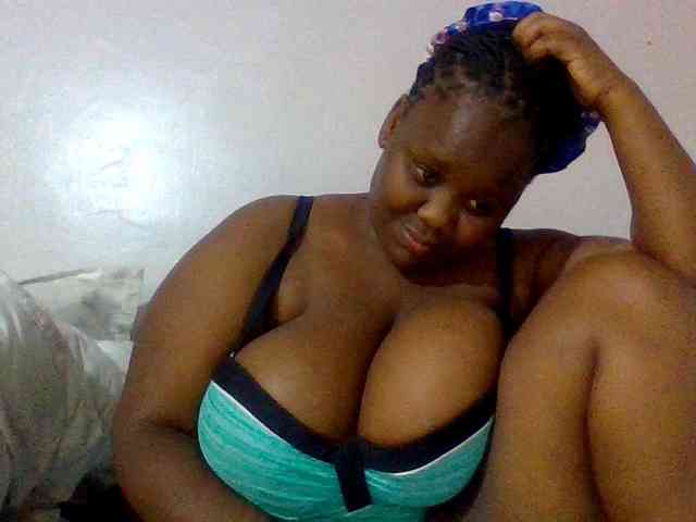 Bursty-Monique webcam