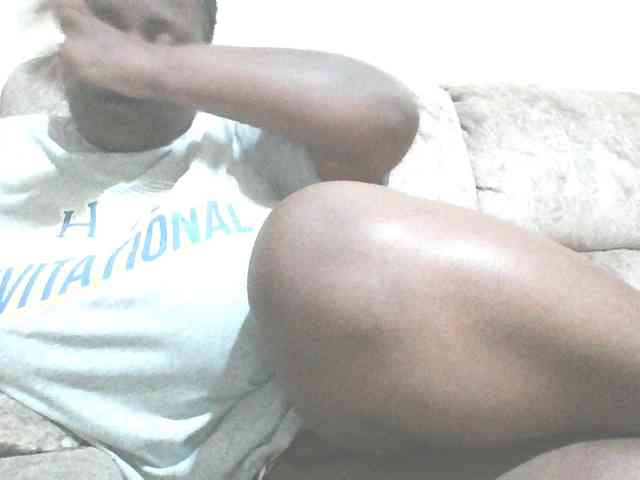 Bursty-Monique webcam