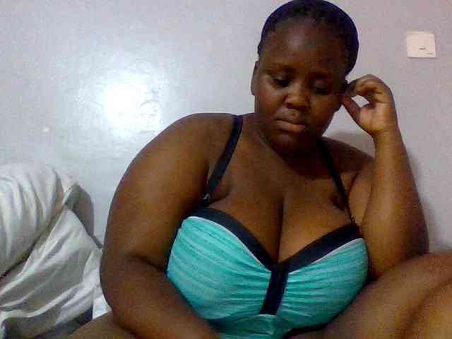 Bursty-Monique webcam