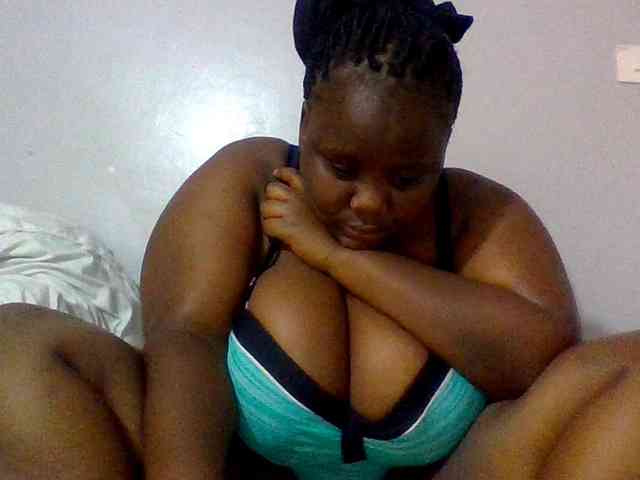 Bursty-Monique webcam