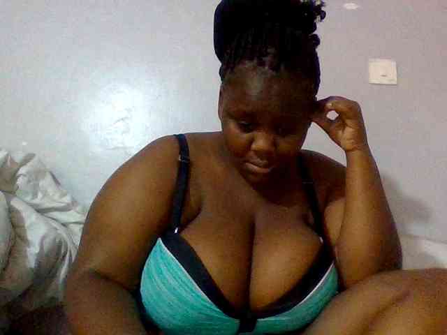 Bursty-Monique webcam