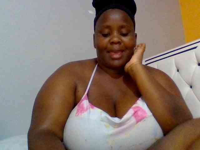 Bursty-Monique webcam