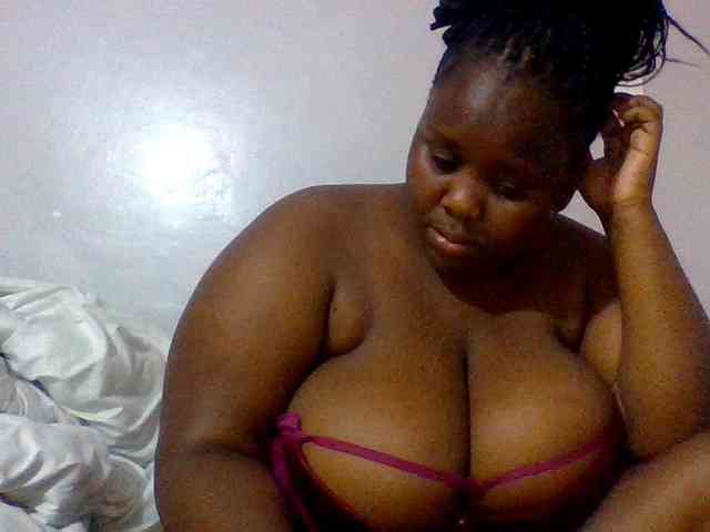 Bursty-Monique webcam