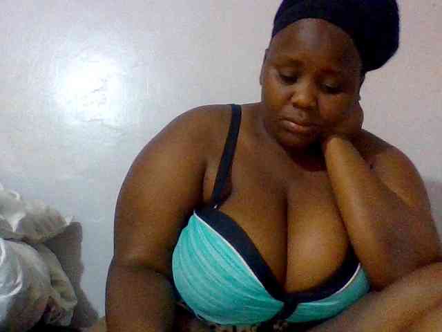 Bursty-Monique webcam