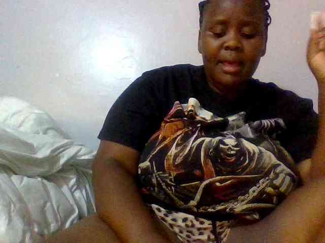 Bursty-Monique webcam