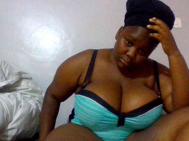 Bursty-Monique webcam