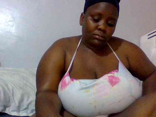Bursty-Monique webcam