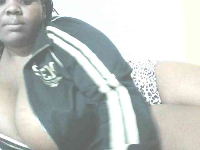 Bursty-Monique webcam
