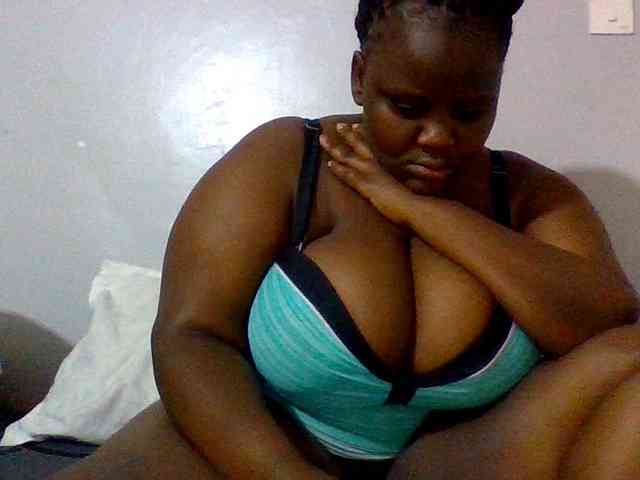 Bursty-Monique webcam