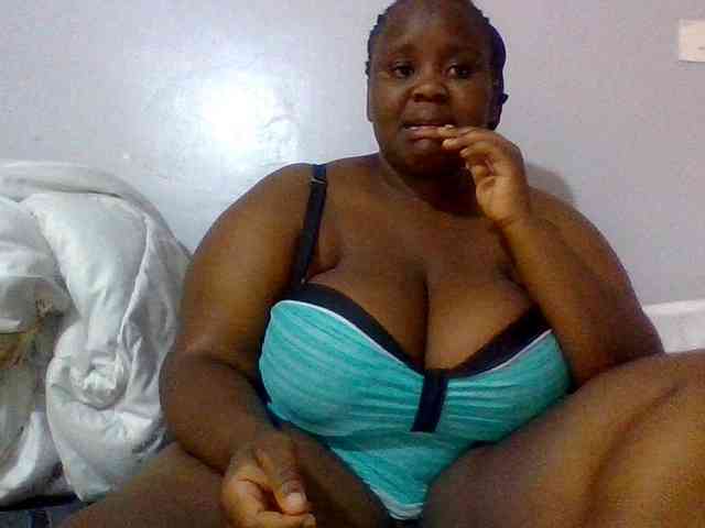 Bursty-Monique webcam