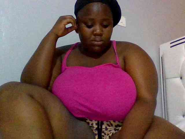 Bursty-Monique webcam